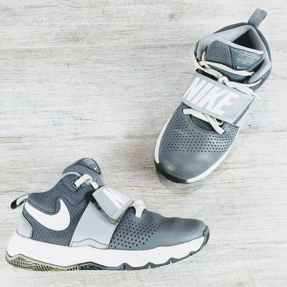 Nike Other - Nike Team Hustle Leather Sneakers